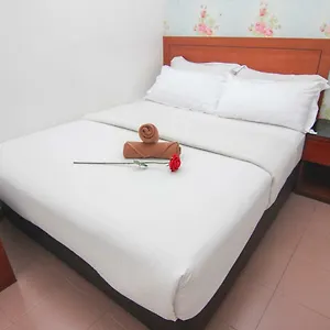  Hotel Rose Taman Daya Malaysia